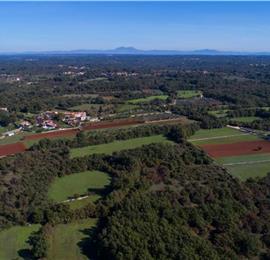 5 bedroom villa with pool near Pula, sleeps 10-12